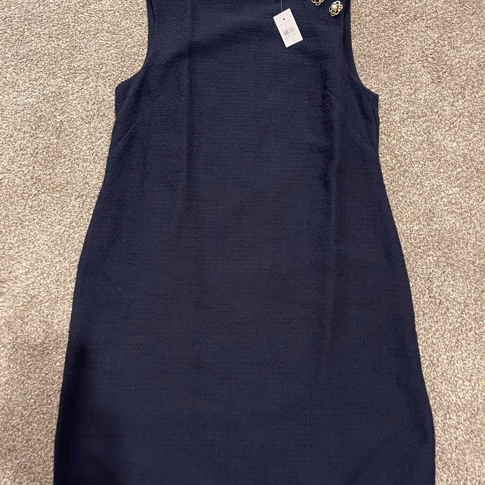 Ann Taylor Tweed Dress with Floral Decals in Navy Blue size 8. NWT